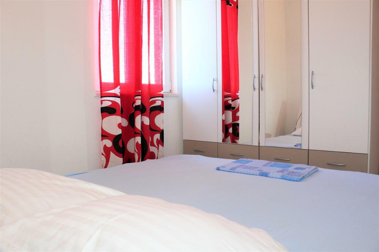 Apartmani Marija Duće Εξωτερικό φωτογραφία