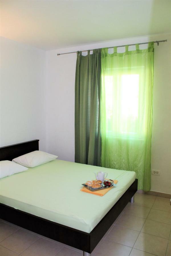 Apartmani Marija Duće Εξωτερικό φωτογραφία